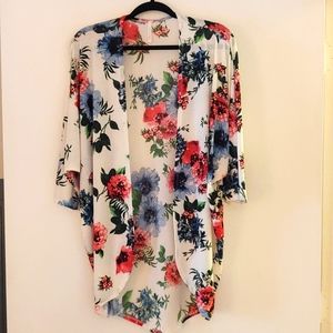 Floral Shawl with Sleeves